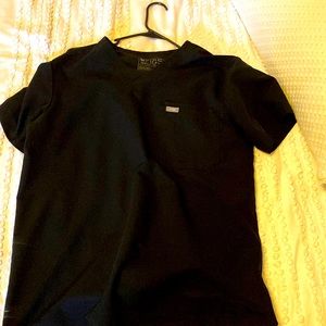 Men’s Figs Black Scrubs.  Medium Shirt and Large Cargo Pants